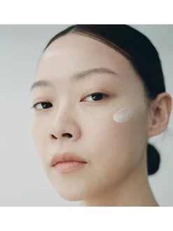 Hyeja Protector Solar Facial|Rutina De Día|Vegan Bamboo Peptides Barrier Sunscreen SPF50+ Pa++++